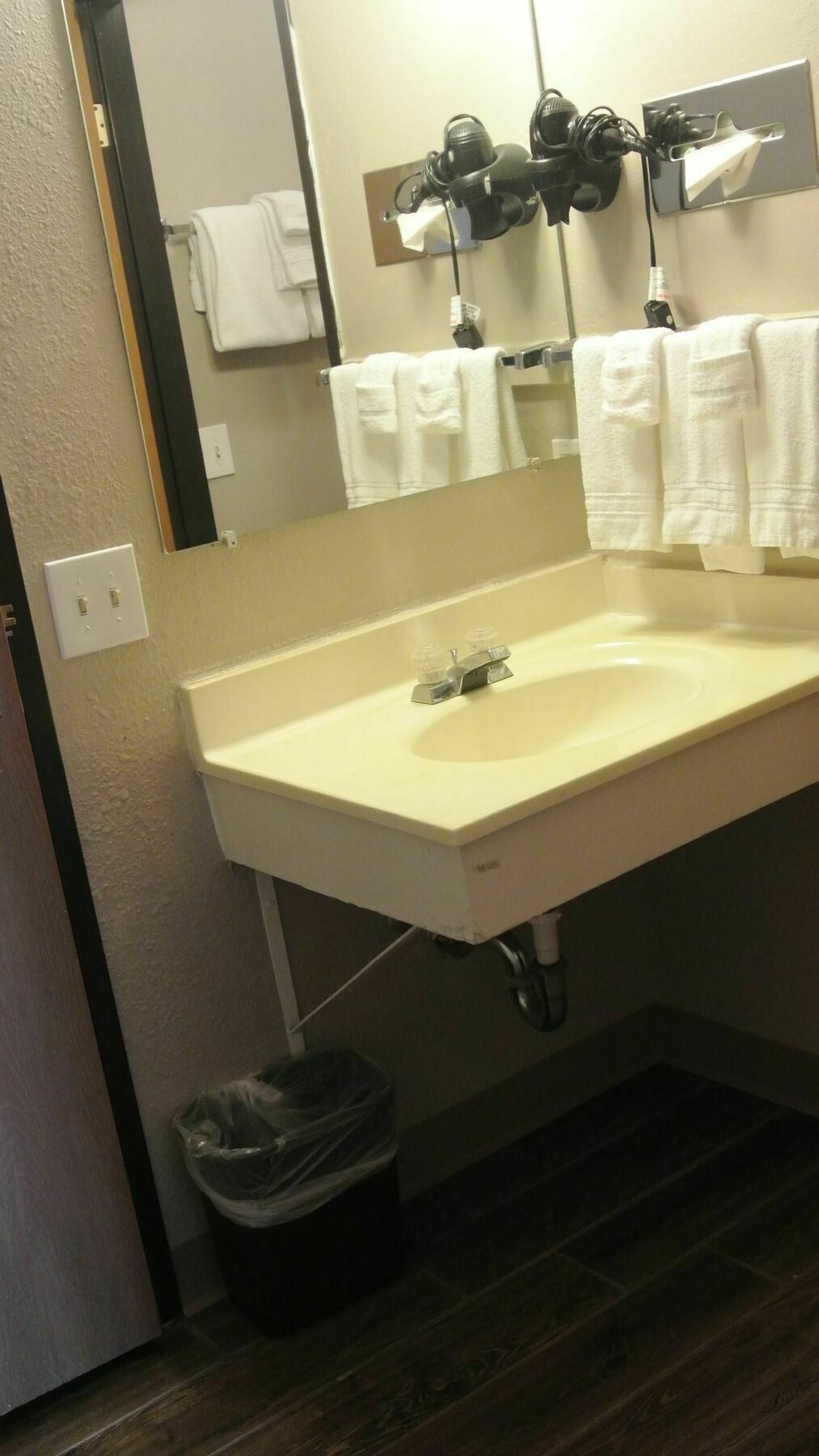 Super 8 By Wyndham Cortez/Mesa Verde Area מראה חיצוני תמונה